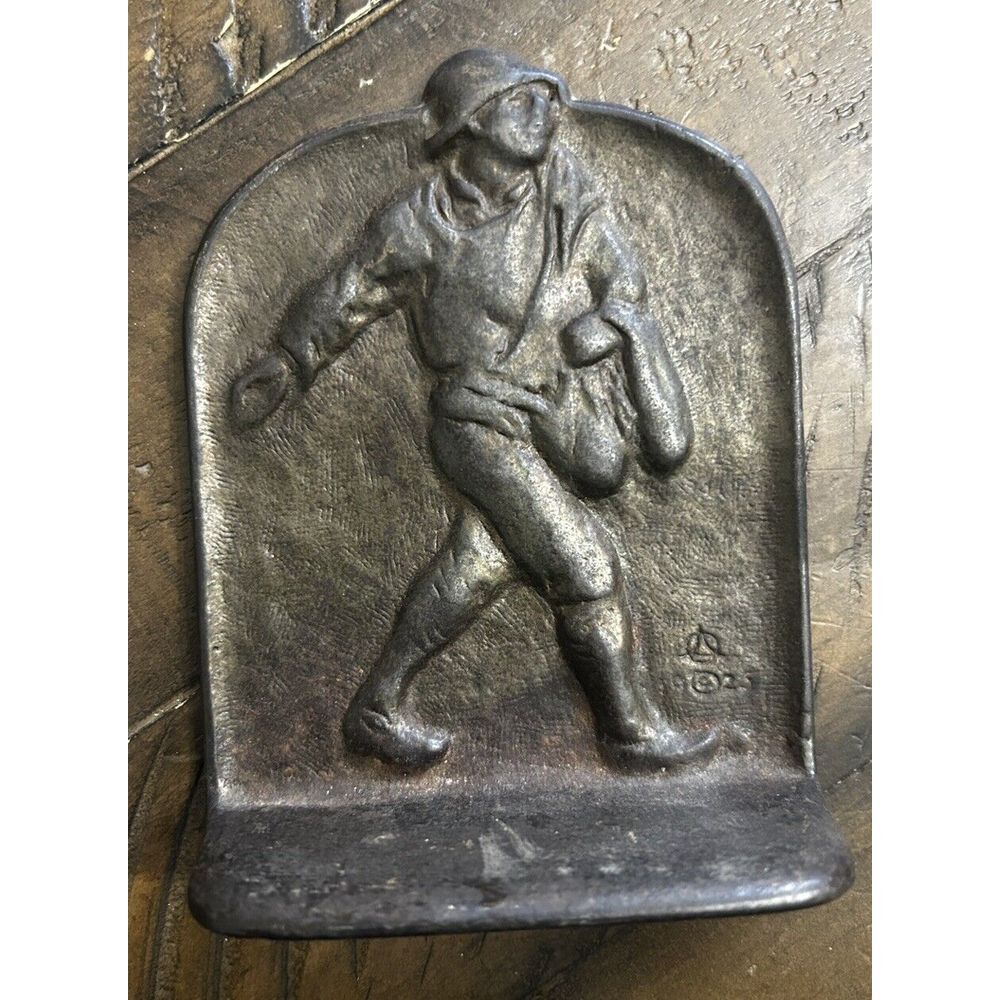 2 Cast Iron DAL Decorative Arts League Johnny Apple Seed Bookends 1925 5"‎ x 4"